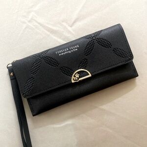 ❤️ Forever Young Black Wallet